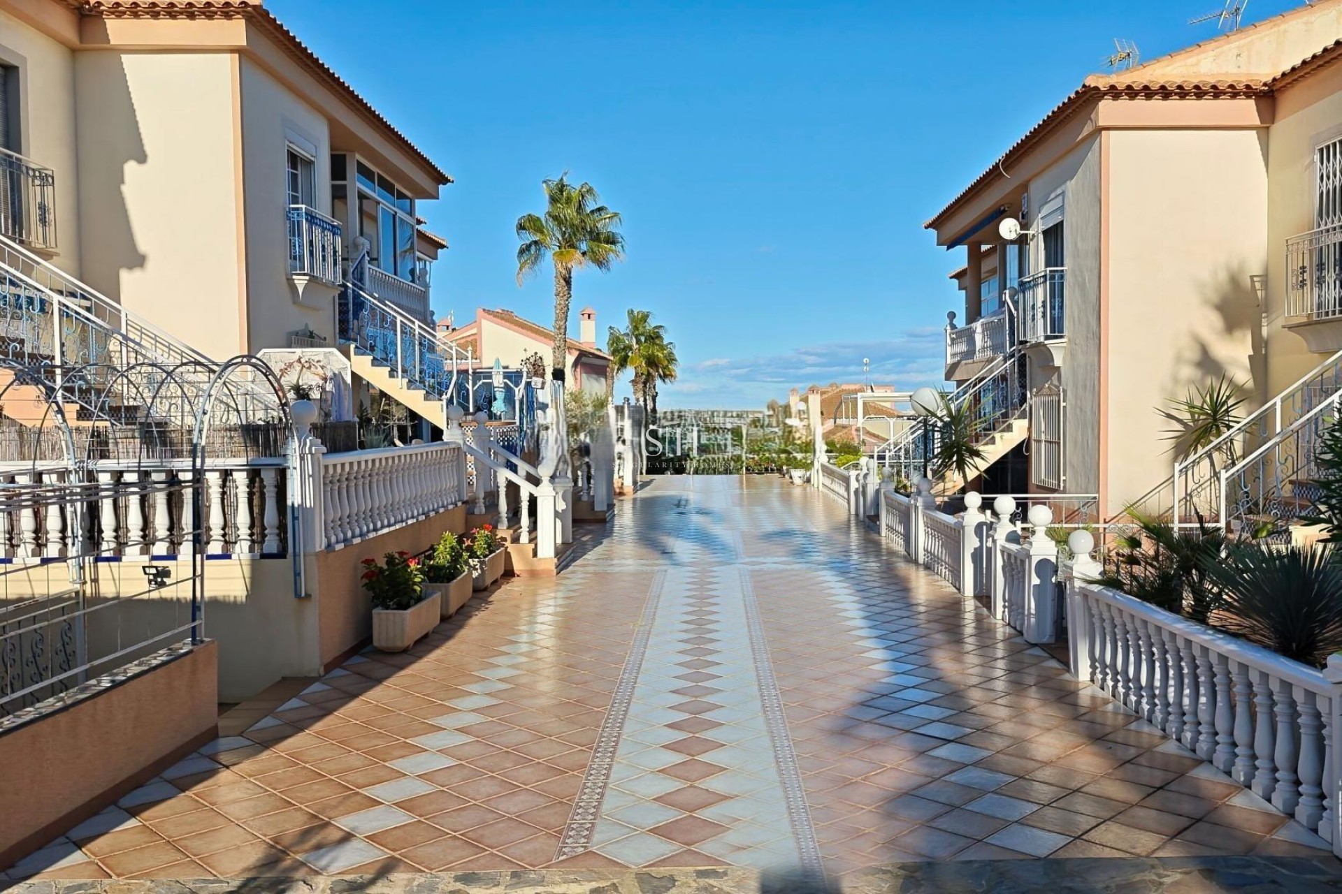 Resale - Bungalow - Torrevieja - Los Balcones - Los Altos del Edén