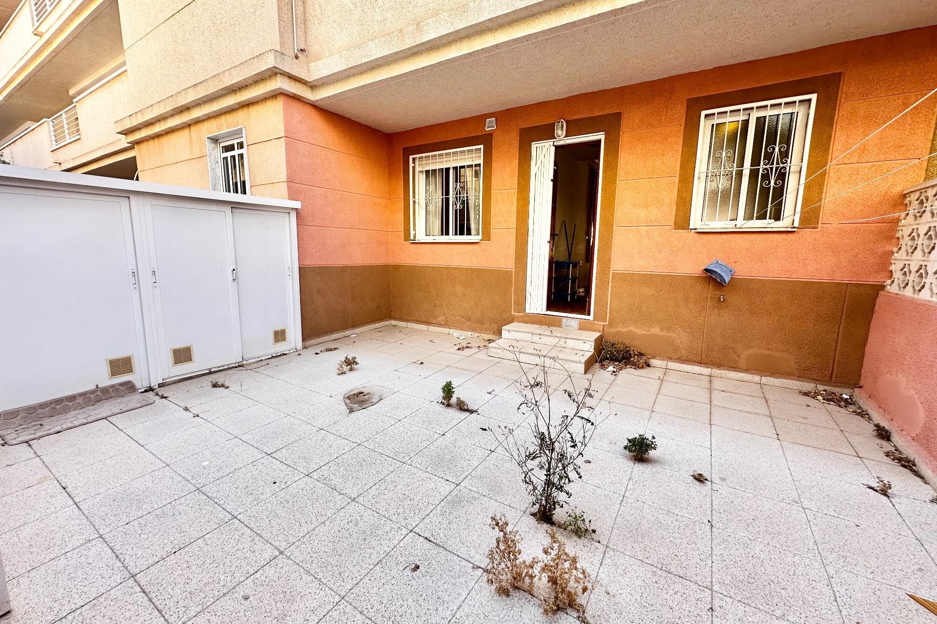 Resale - Bungalow - Torrevieja - Playa de los Locos