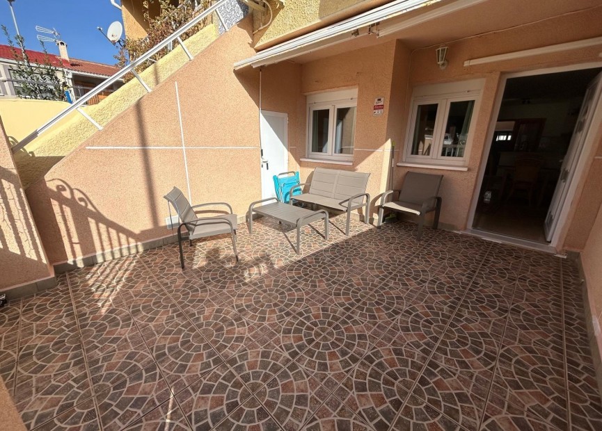 Resale - Bungalow - Torrevieja - Playa De Los Naufragos