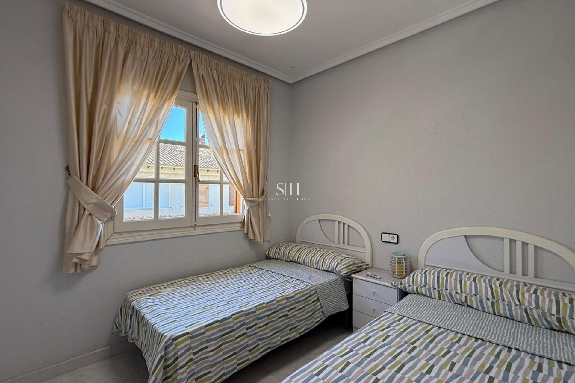 Resale - Bungalow - Torrevieja - Punta prima