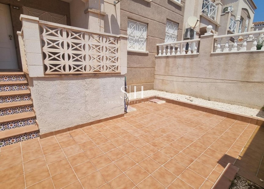 Resale - Bungalow - Torrevieja - Torreblanca