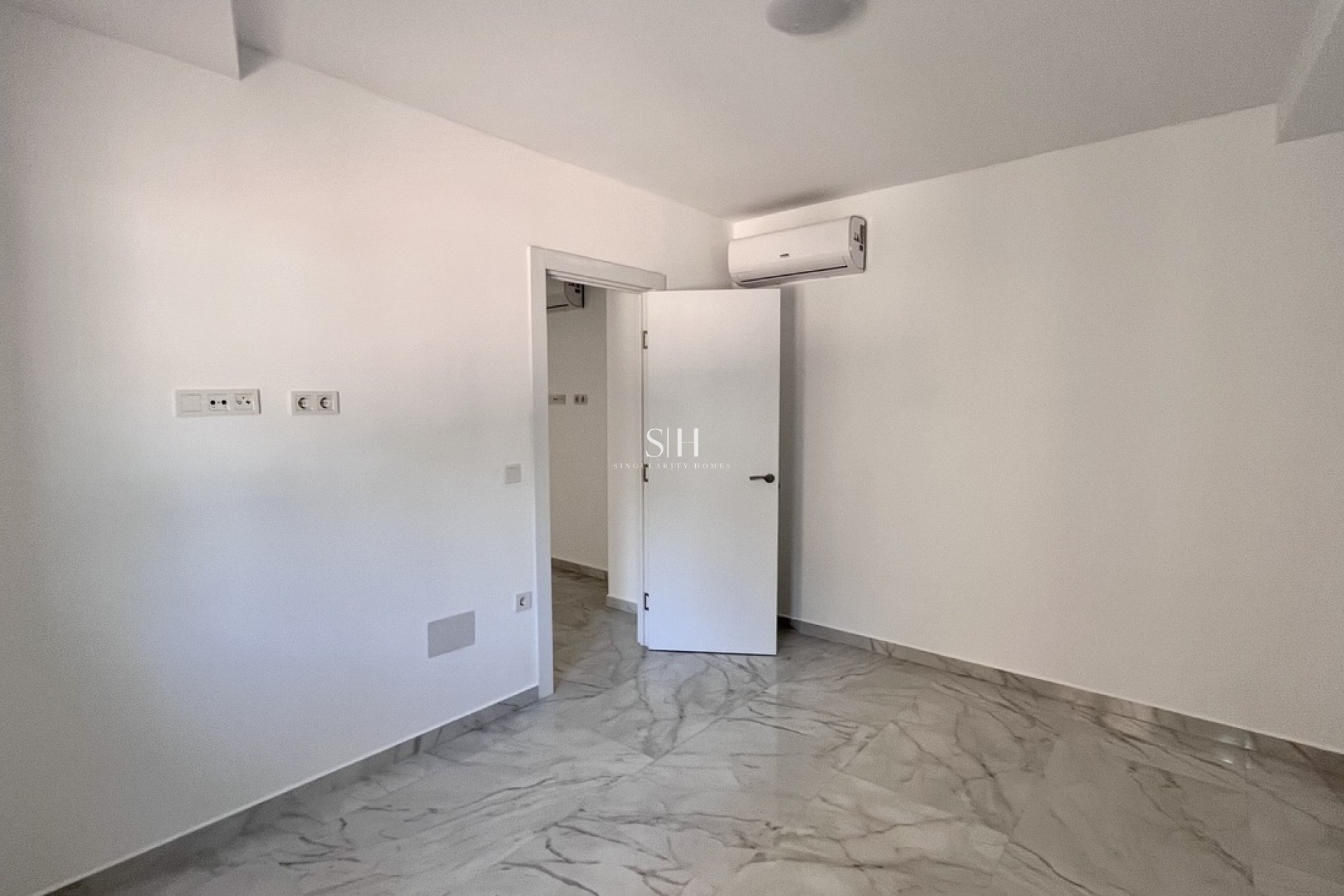 Resale - Bungalow - Torrevieja - Torrevieja*