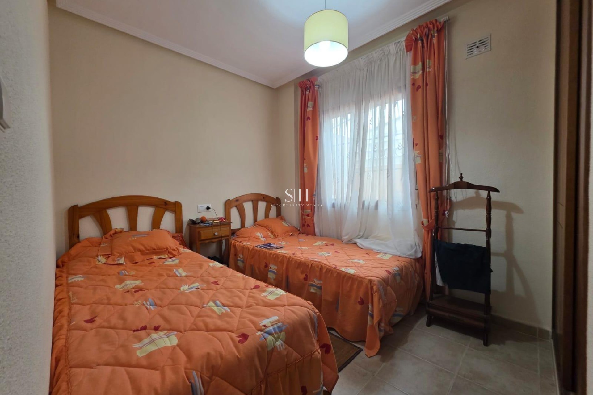 Resale - Bungalow - Torrevieja - Zona Los Frutales