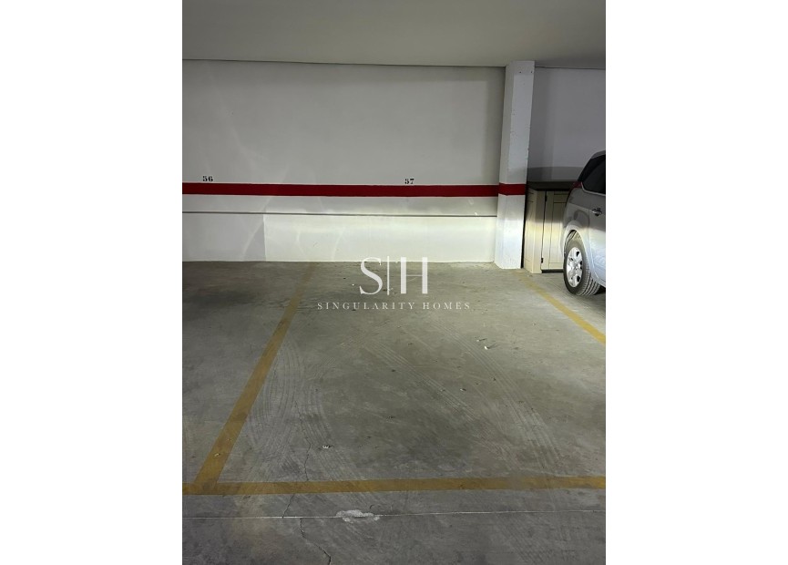 Resale - garage - Orihuela Costa - Villamartin