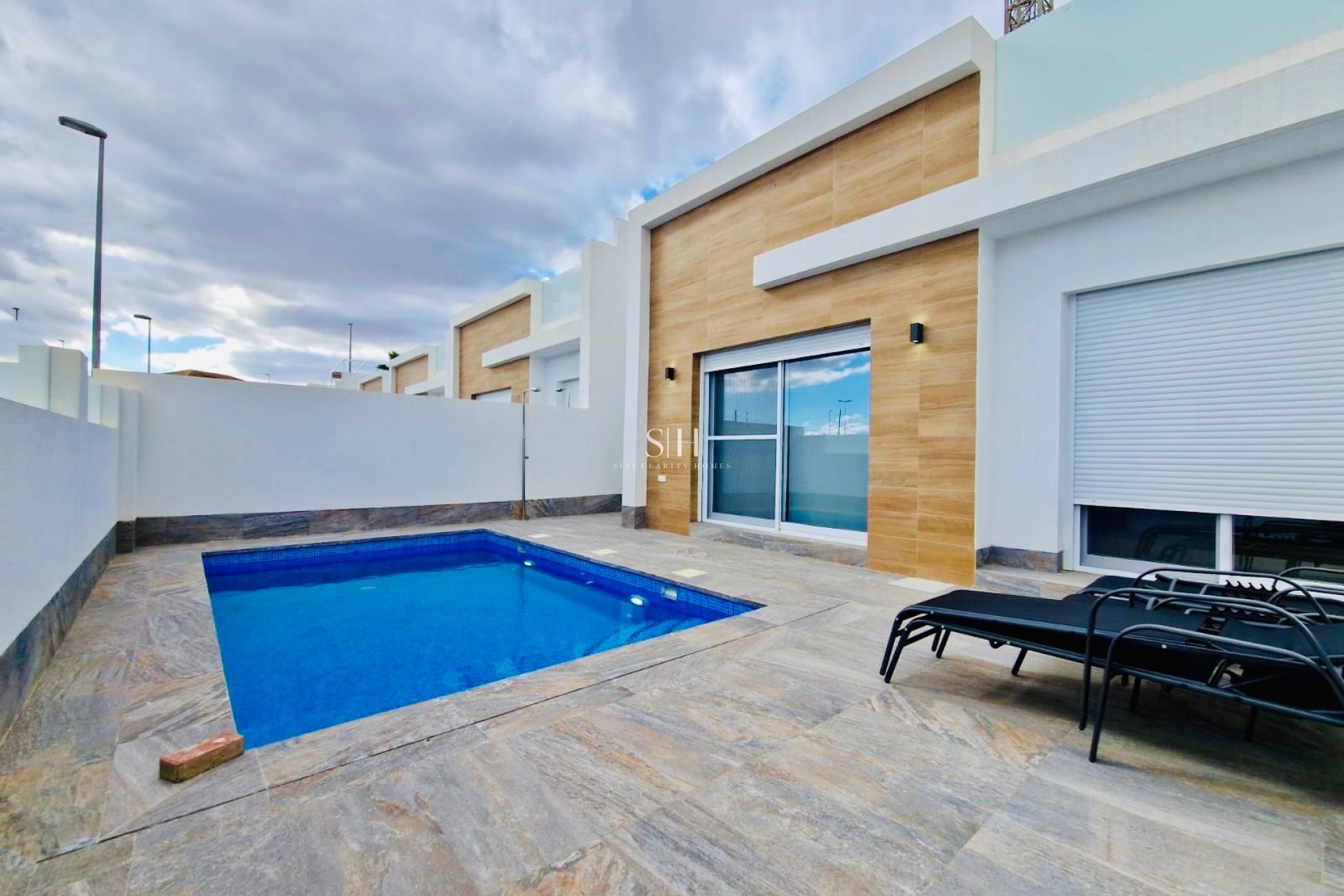 Resale - House - Avileses