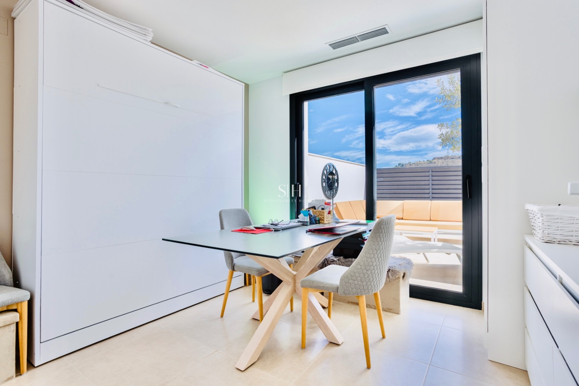 Resale - House - Benijofar