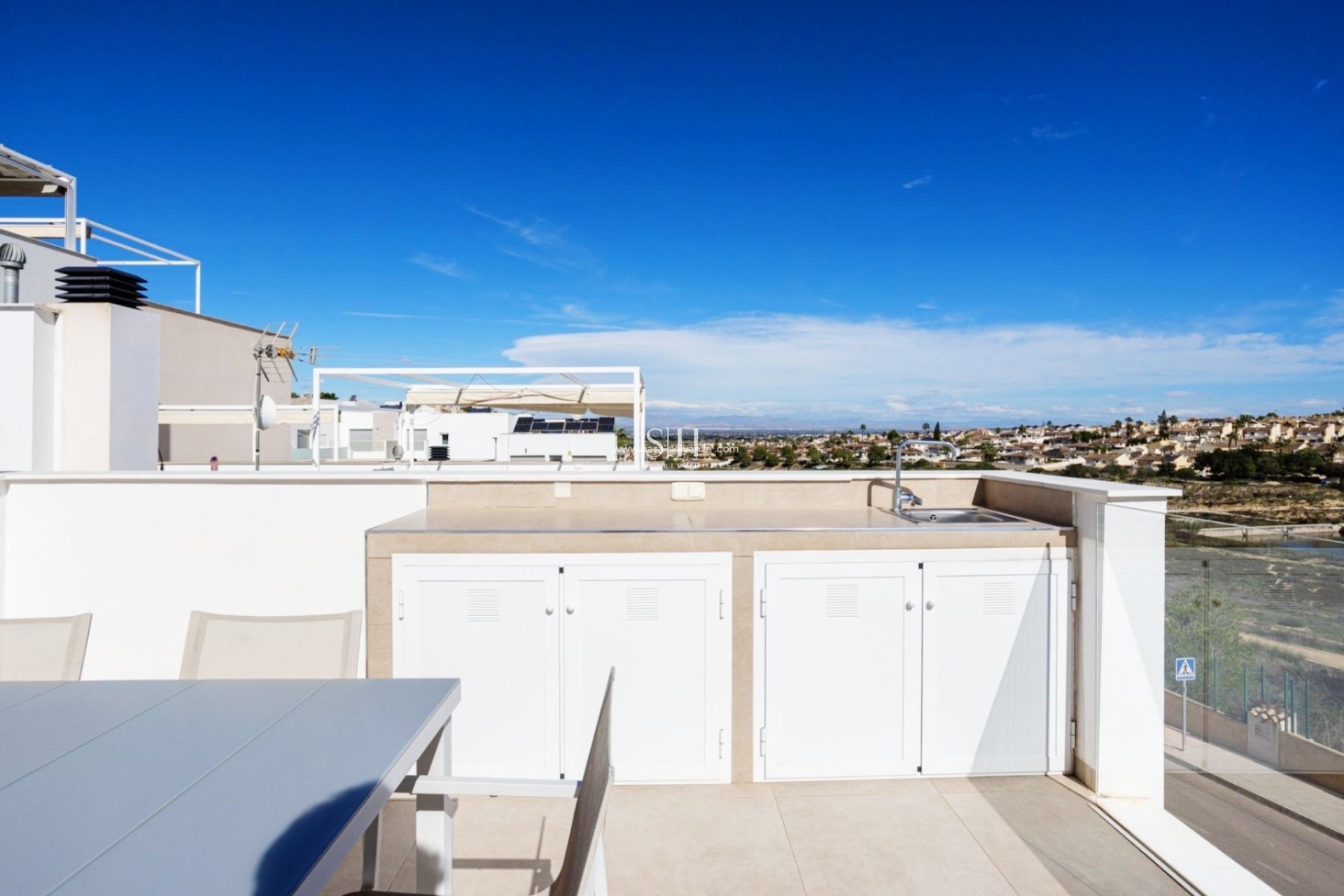 Resale - House - Benijofar