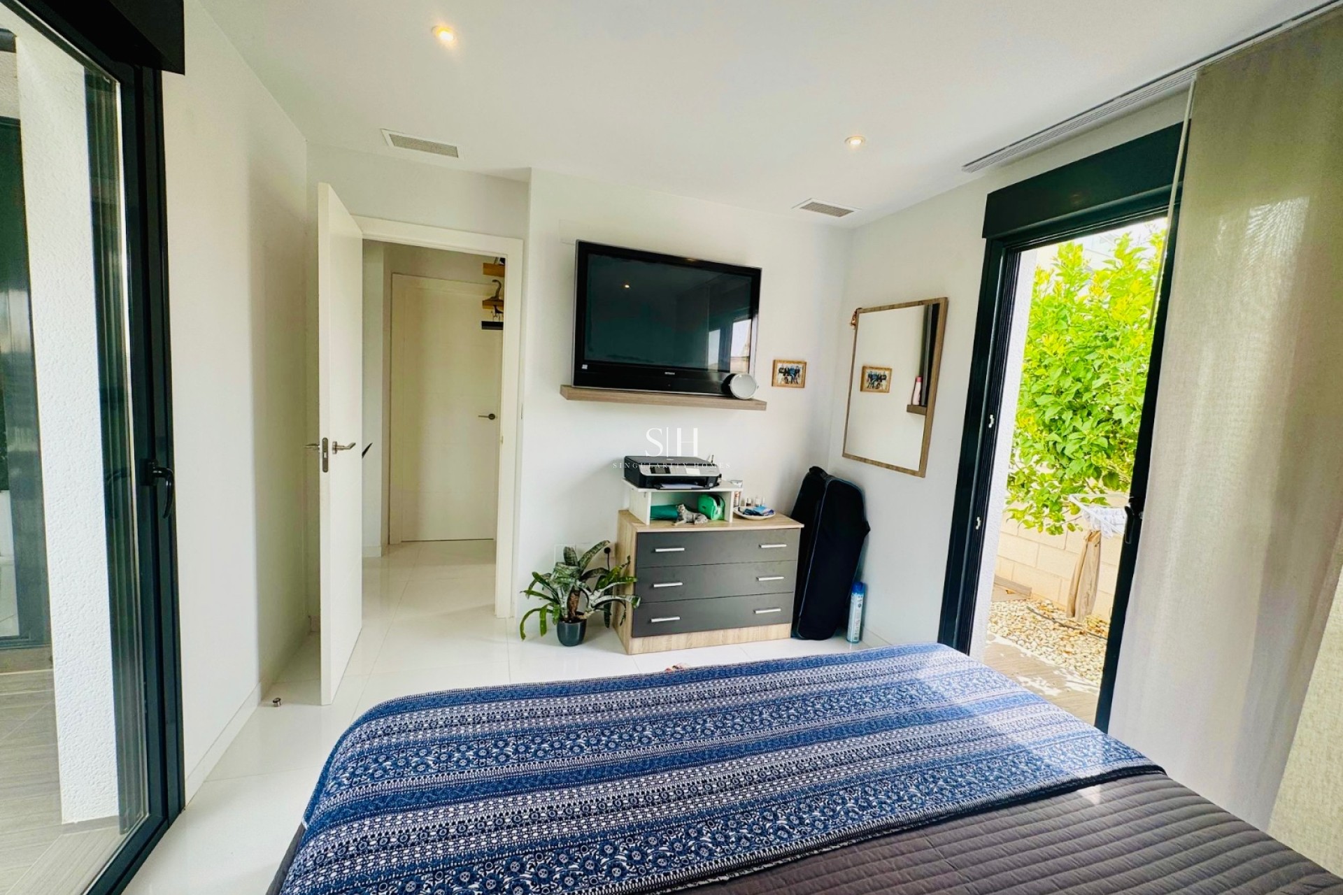 Resale - House - Ciudad Quesada