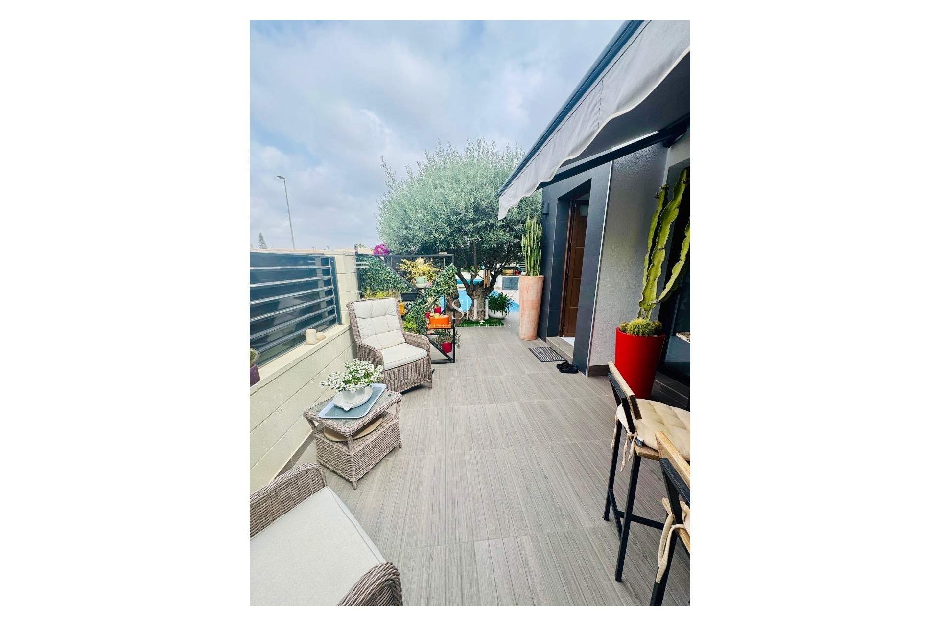 Resale - House - Ciudad Quesada