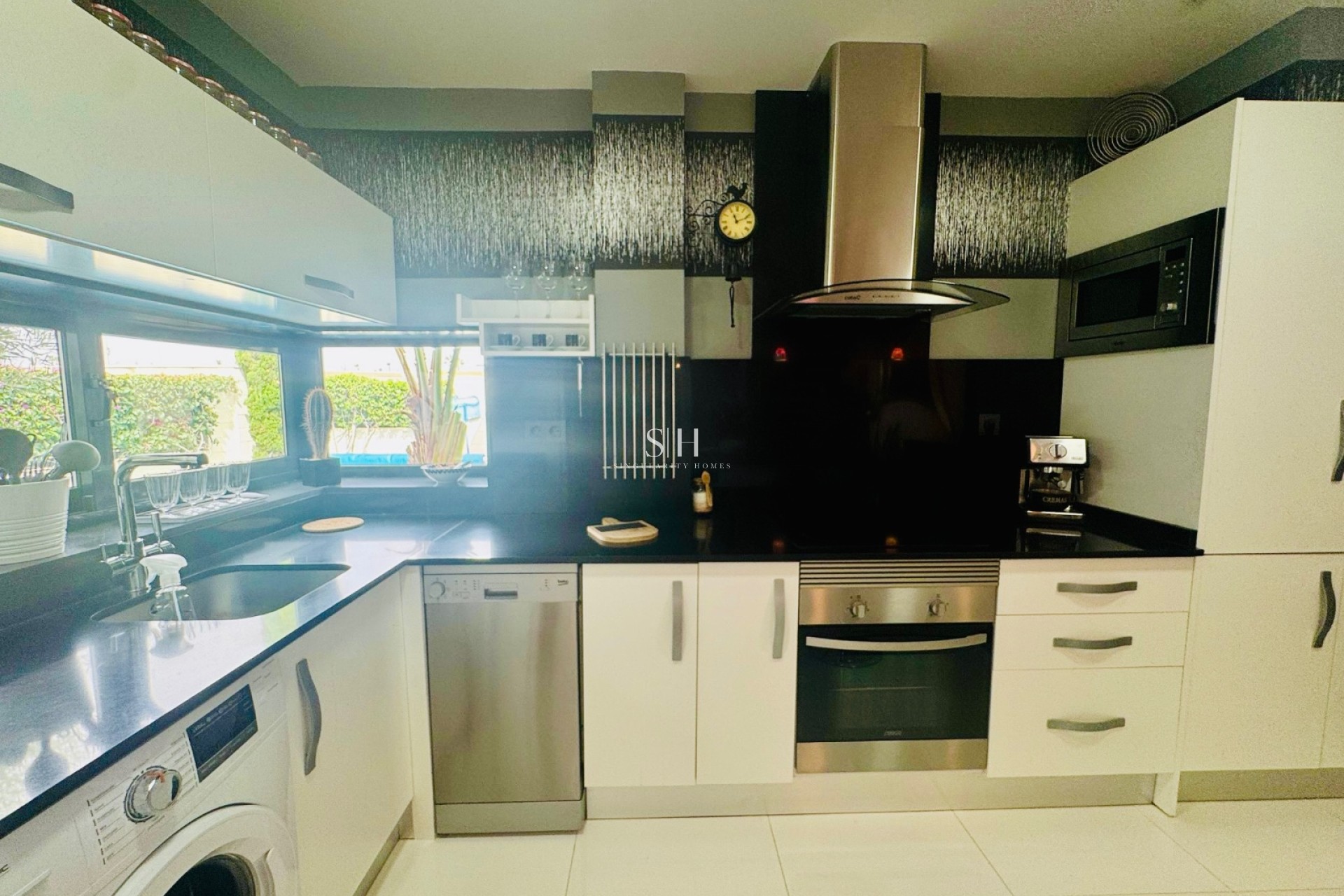 Resale - House - Ciudad Quesada