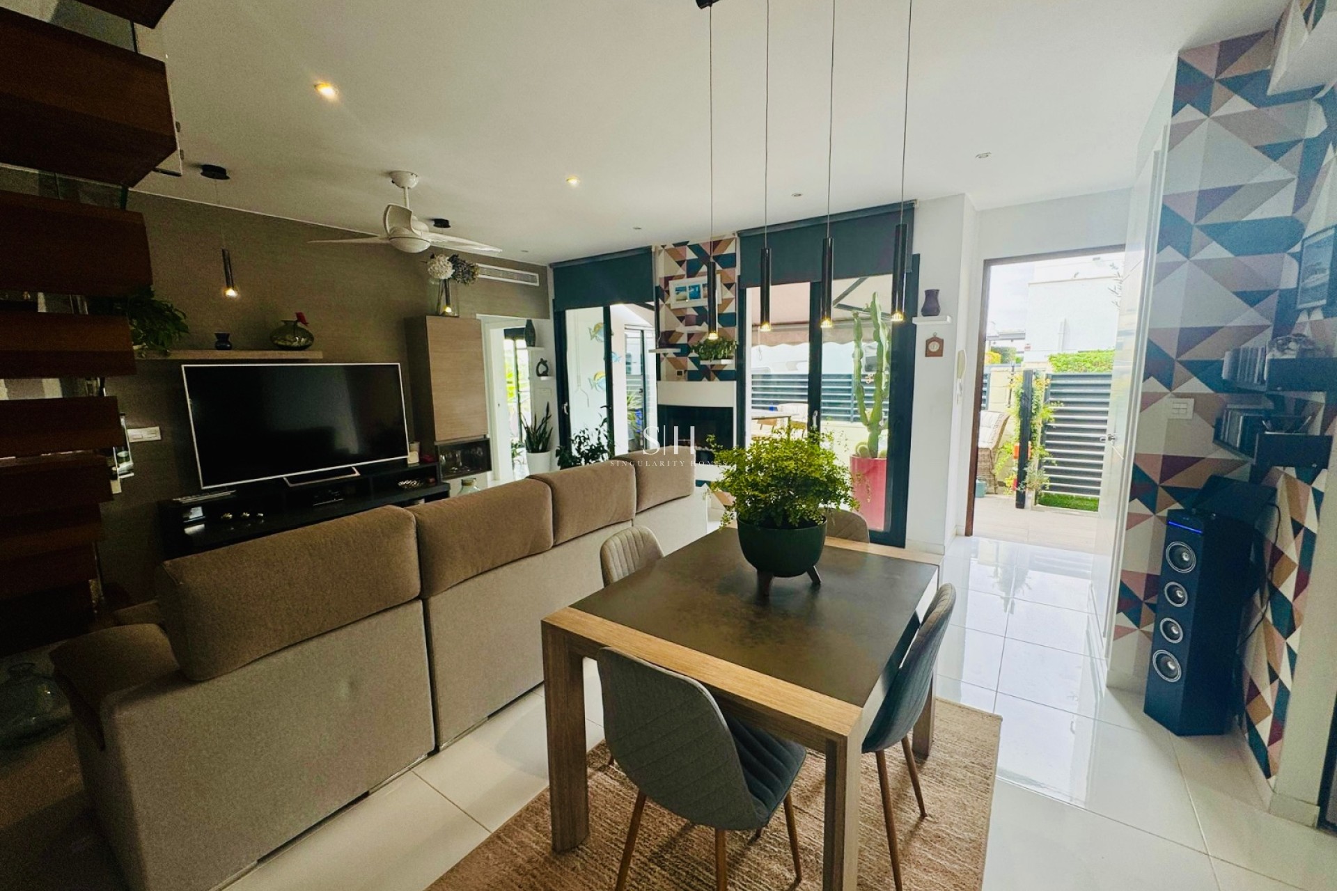 Resale - House - Ciudad Quesada