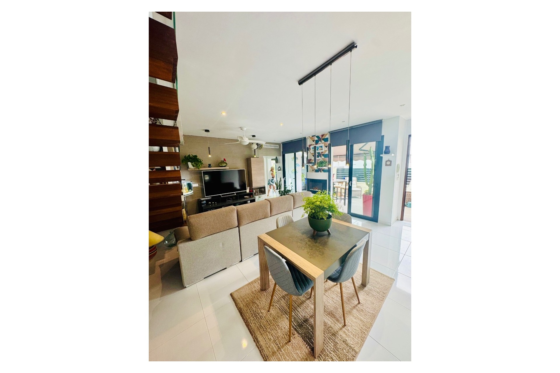 Resale - House - Ciudad Quesada