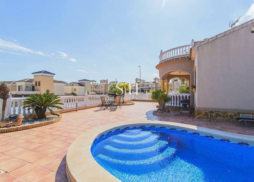 Resale - House - El Raso - Costa Blanca