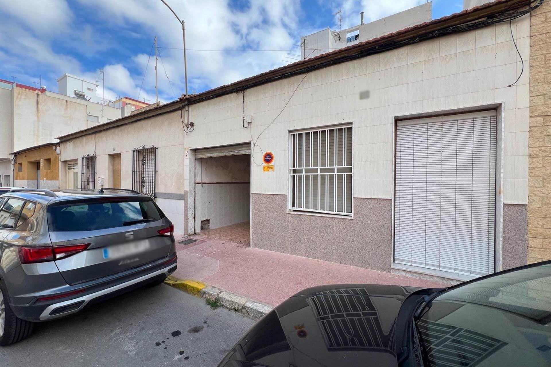 Resale - House - Guardamar del Segura - CENTRO