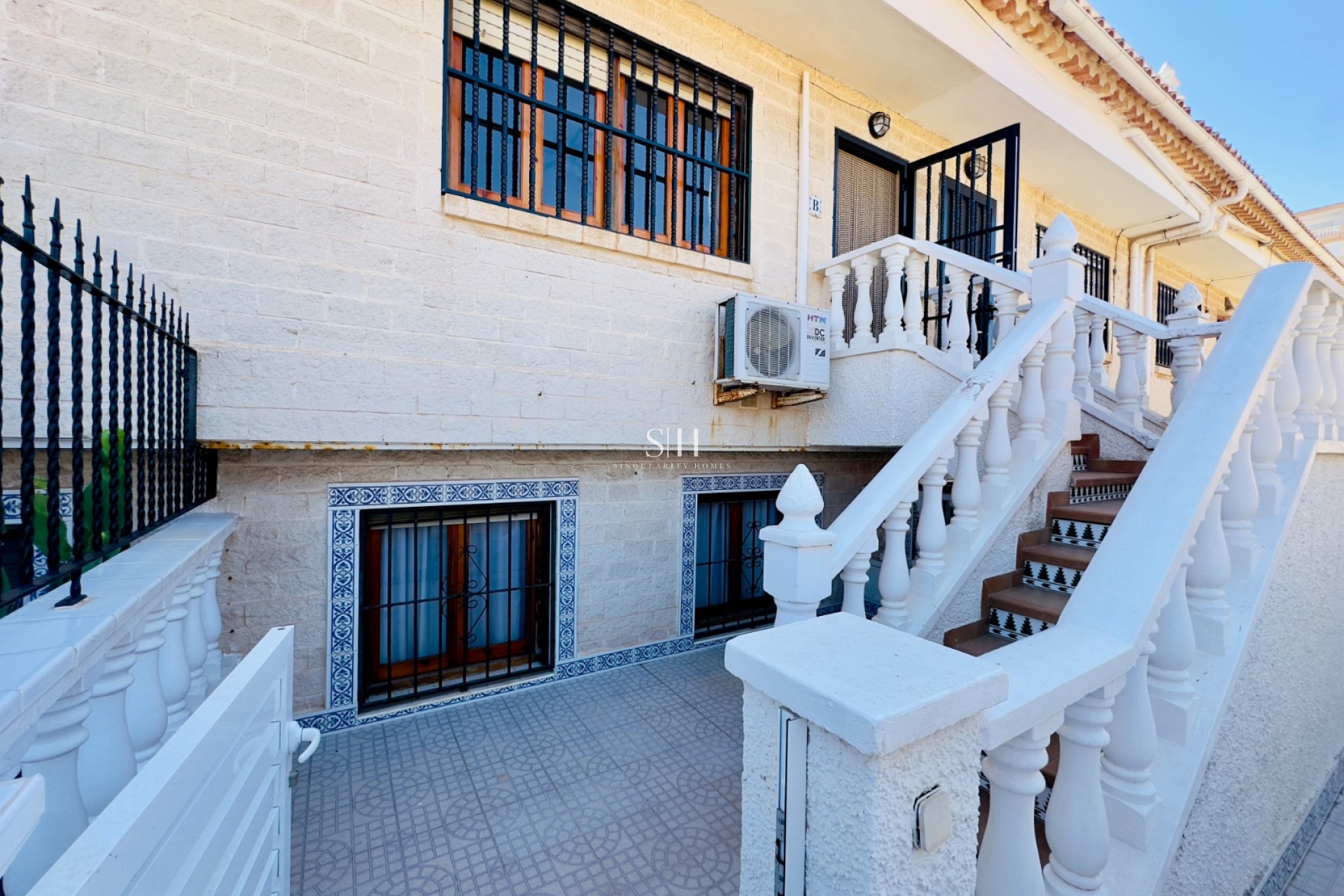 Resale - House - La Mata - Costa Blanca