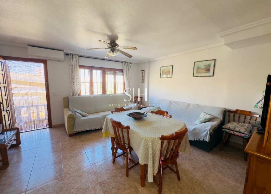 Resale - House - La Mata - Costa Blanca