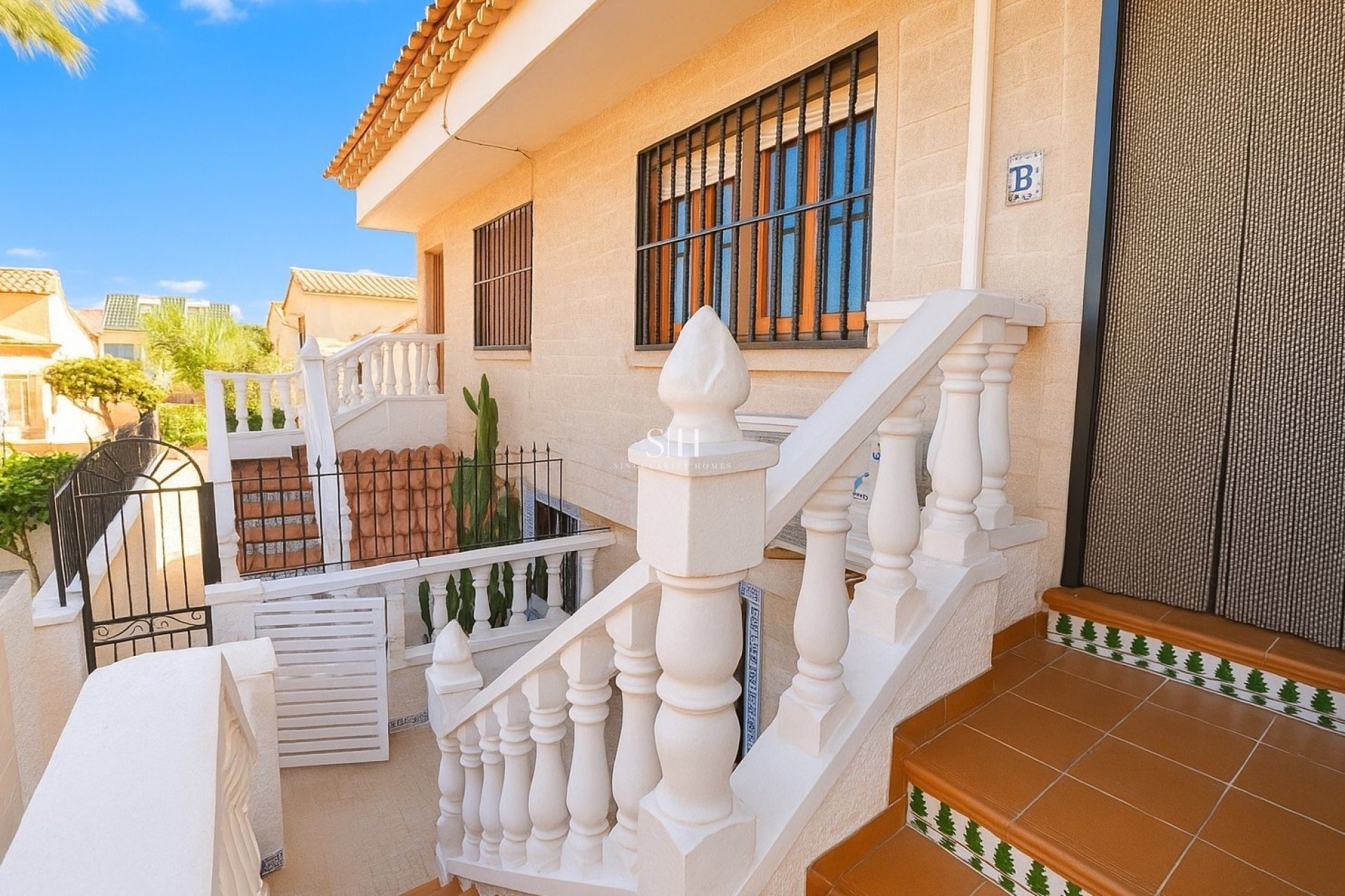 Resale - House - La Mata - Costa Blanca