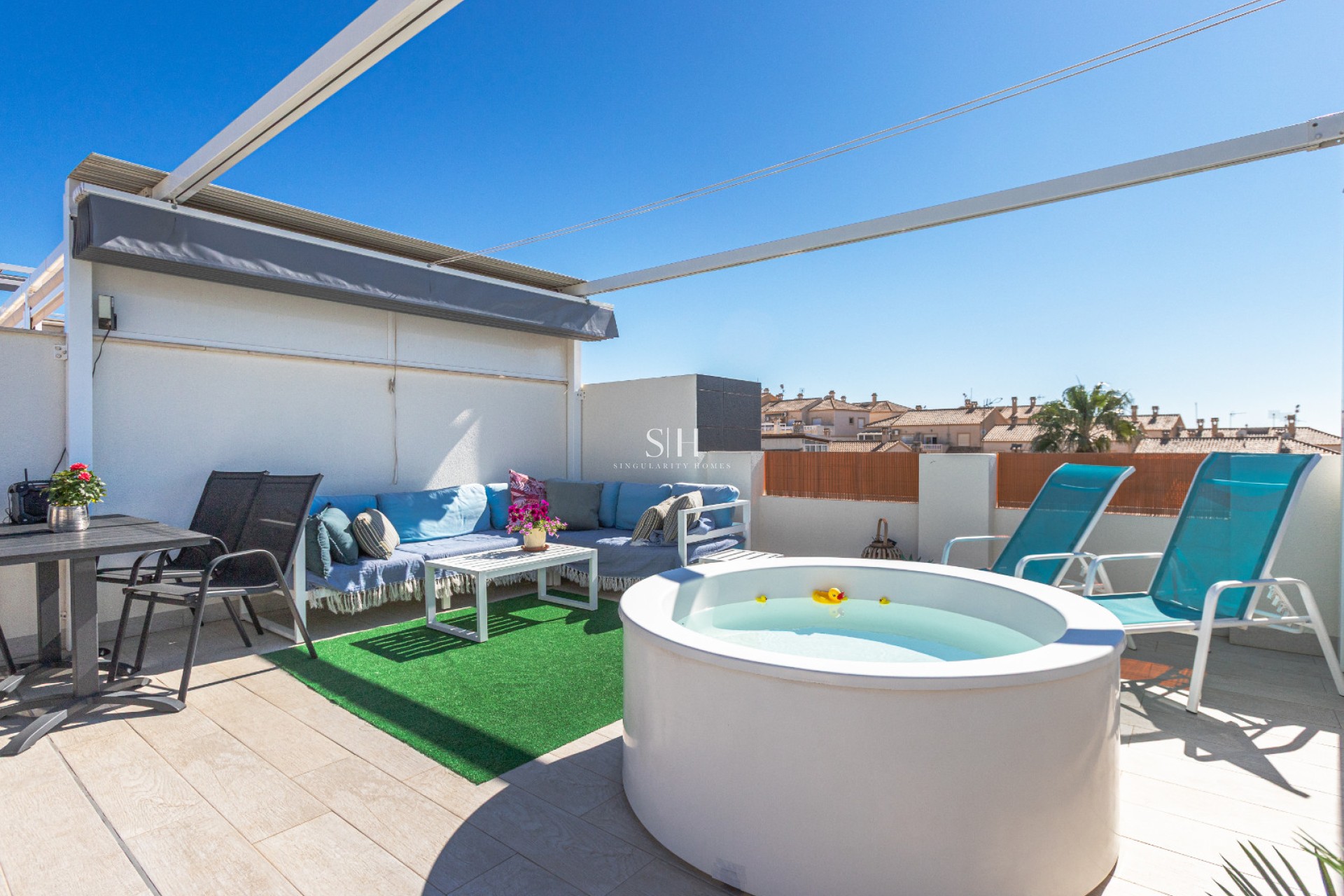 Resale - House - Los Altos
