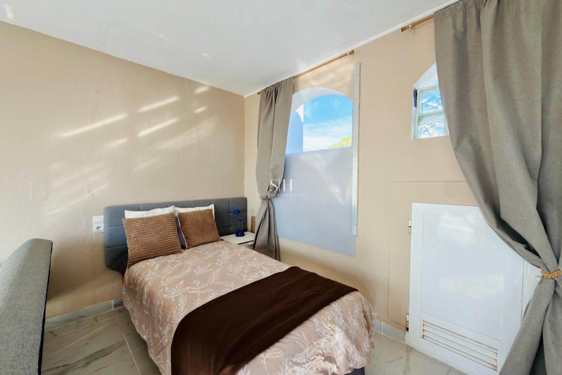 Resale - House - Los Dolses