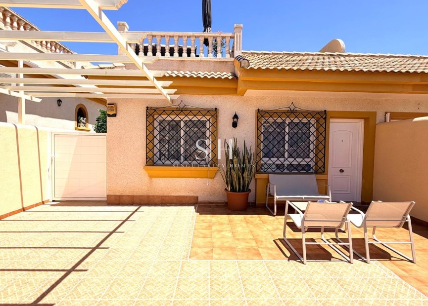 Resale - House - Los Montesinos - Costa Blanca