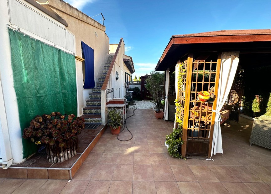 Resale - House - Orihuela Costa - Campoamor