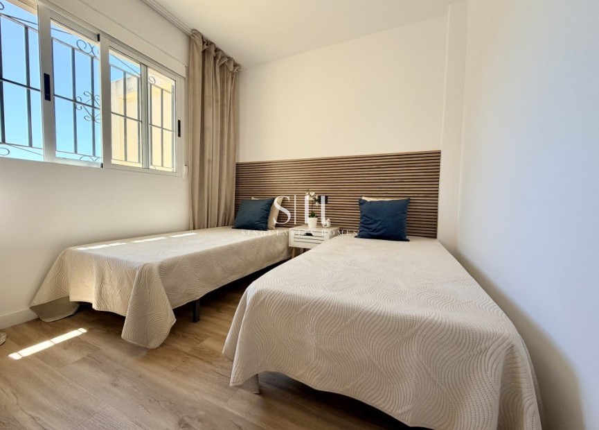 Resale - House - Orihuela Costa - Costa Blanca