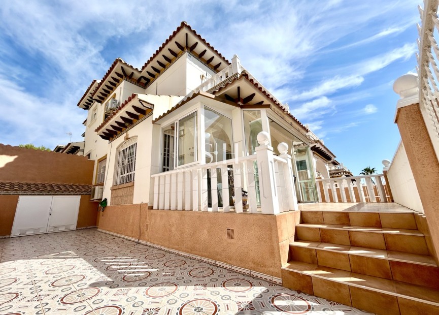 Resale - House - Orihuela Costa - Costa Blanca