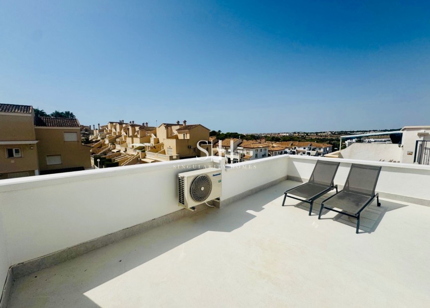 Resale - House - Orihuela Costa - La Florida