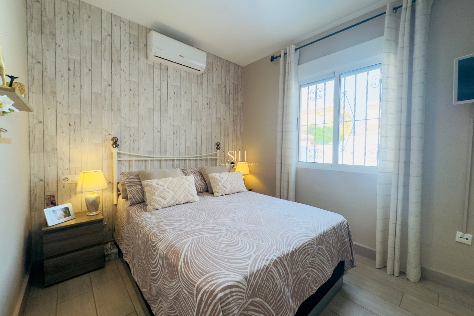 Resale - House - Orihuela Costa - La Florida