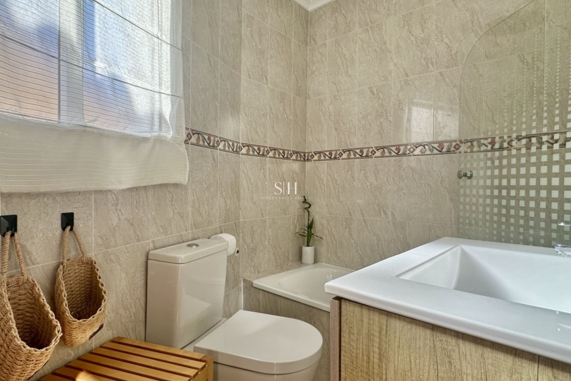 Resale - House - Orihuela Costa - La Florida