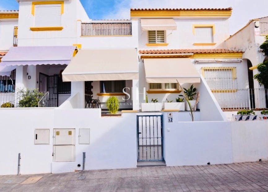 Resale - House - Orihuela Costa - La Florida