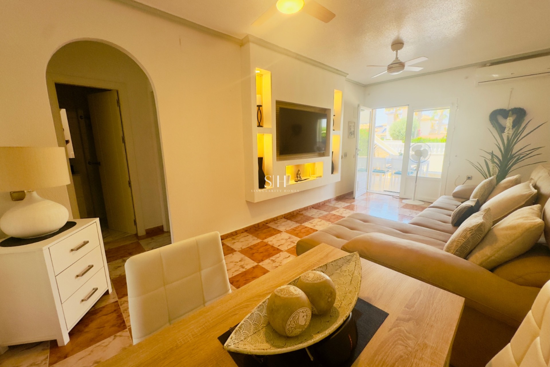 Resale - House - Orihuela Costa - La Regia