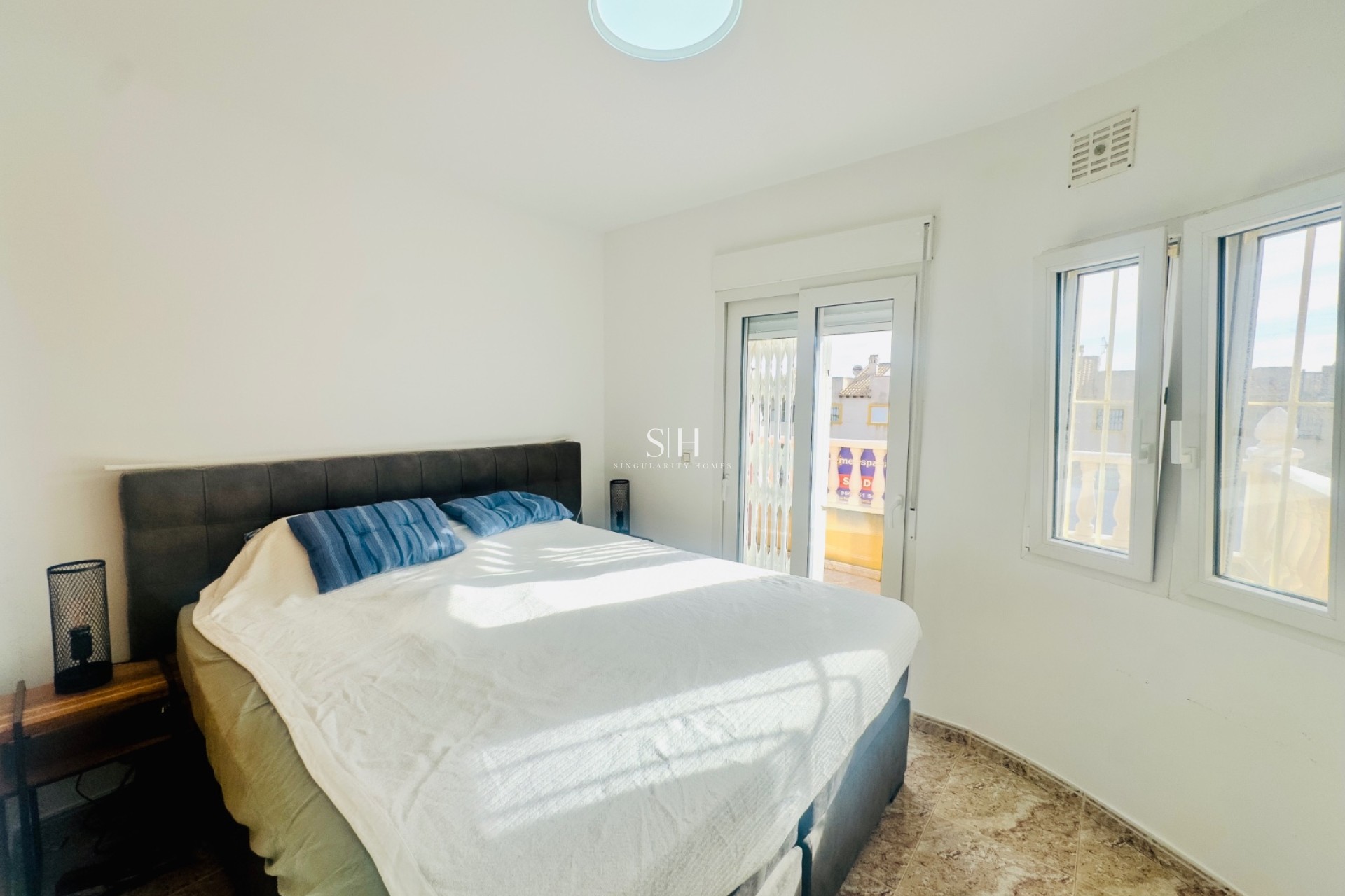 Resale - House - Orihuela Costa - La Regia