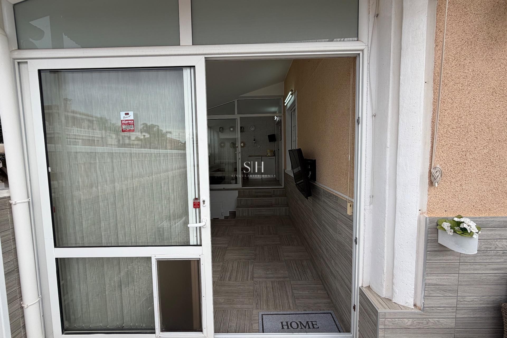 Resale - House - Orihuela Costa - La Zenia