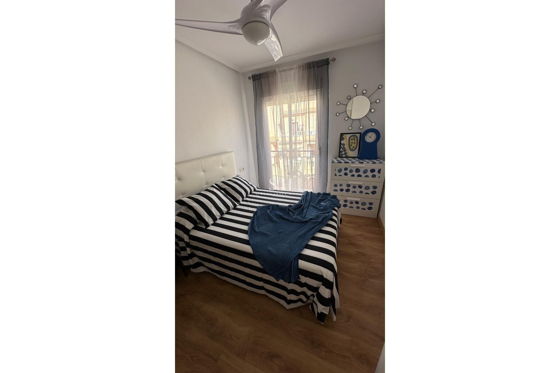 Resale - House - Orihuela Costa - La Zenia
