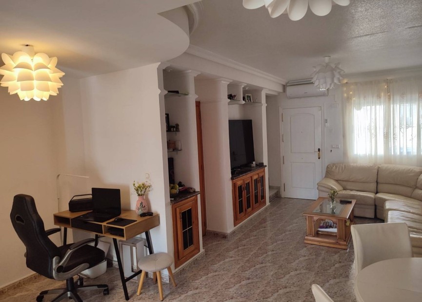 Resale - House - Orihuela Costa - Las Filipinas