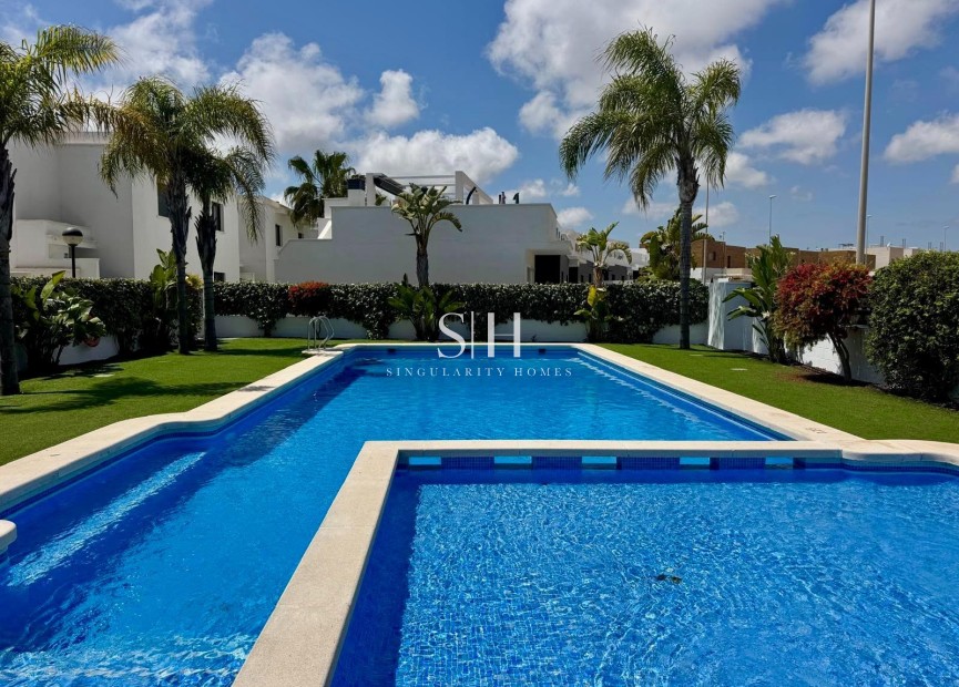 Resale - House - Orihuela Costa - Lomas de Cabo Roig