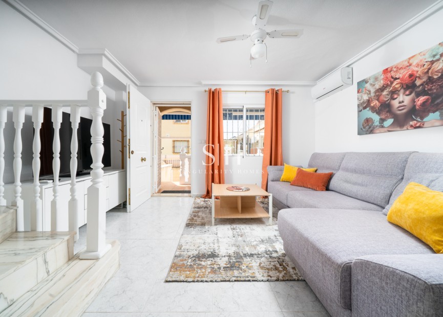 Resale - House - Orihuela Costa - Los Almendros - La Florida