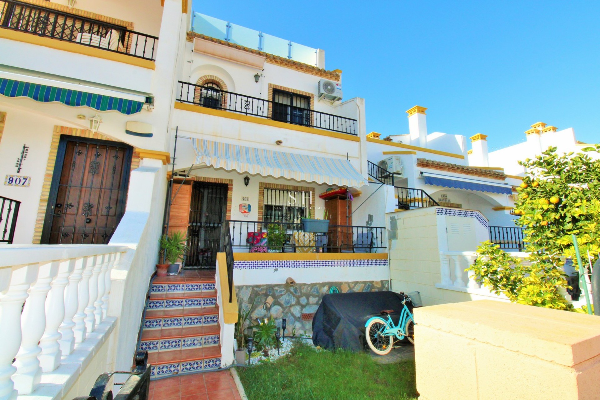 Resale - House - Orihuela Costa - Los Dolses