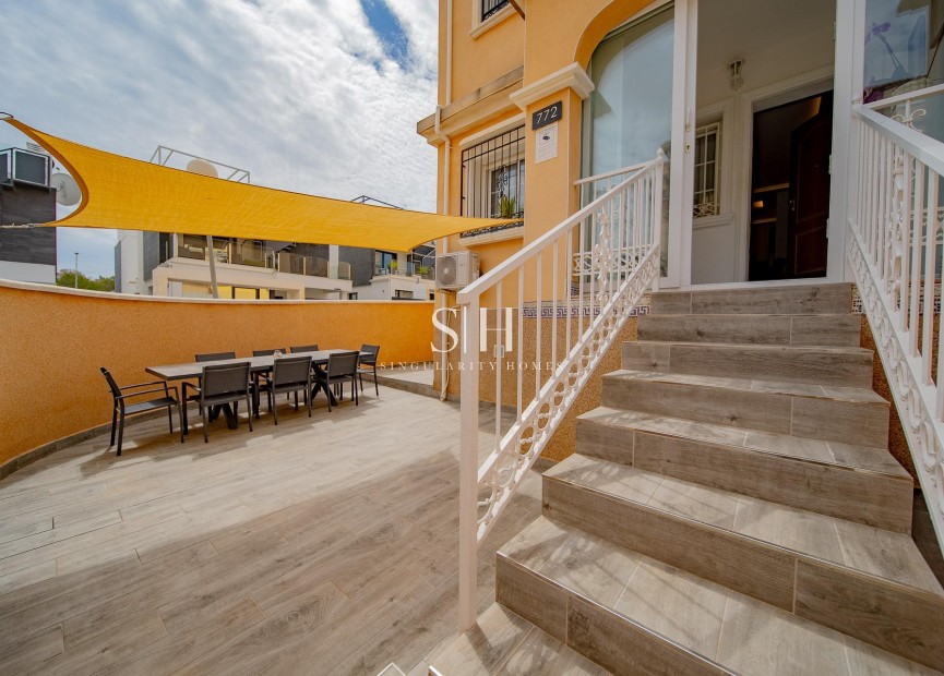 Resale - House - Orihuela Costa - PAU 26
