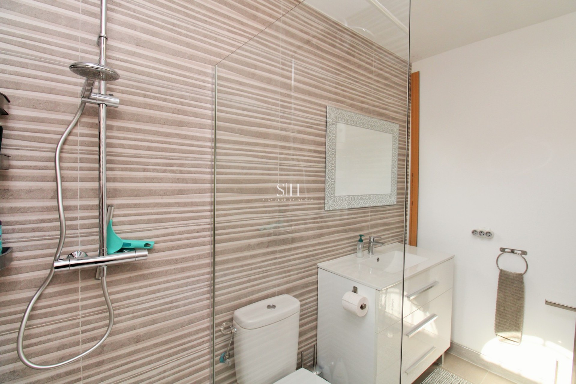 Resale - House - Orihuela Costa - Villamartin