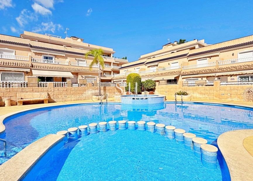 Resale - House - Orihuela Costa - Villamartín