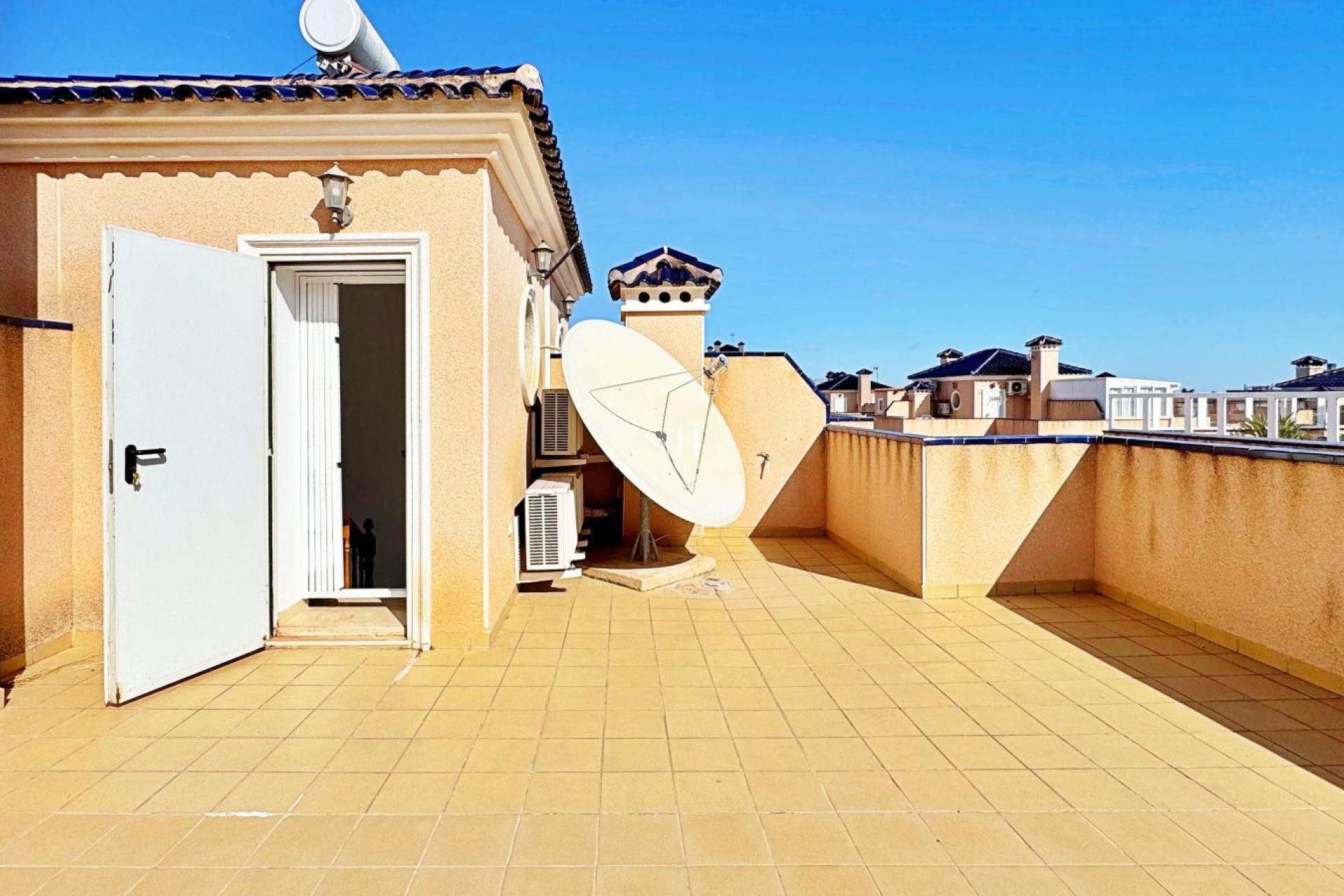 Resale - House - Orihuela Costa - Villamartín