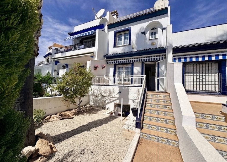 Resale - House - Orihuela Costa - Villamartin