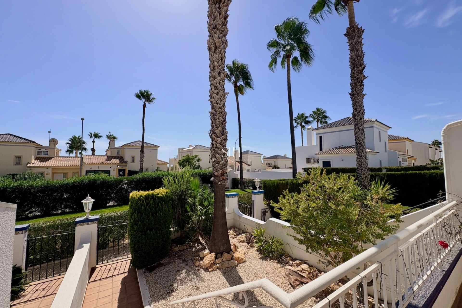 Resale - House - Orihuela Costa - Villamartin