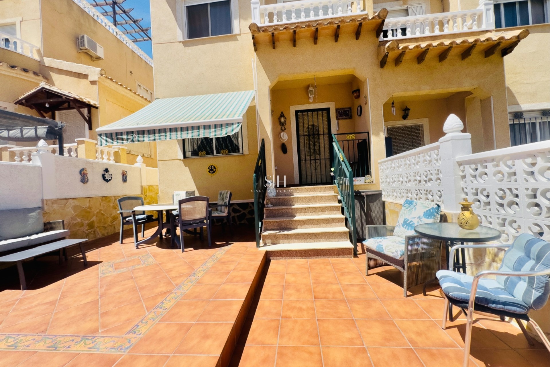 Resale - House - Orihuela Costa