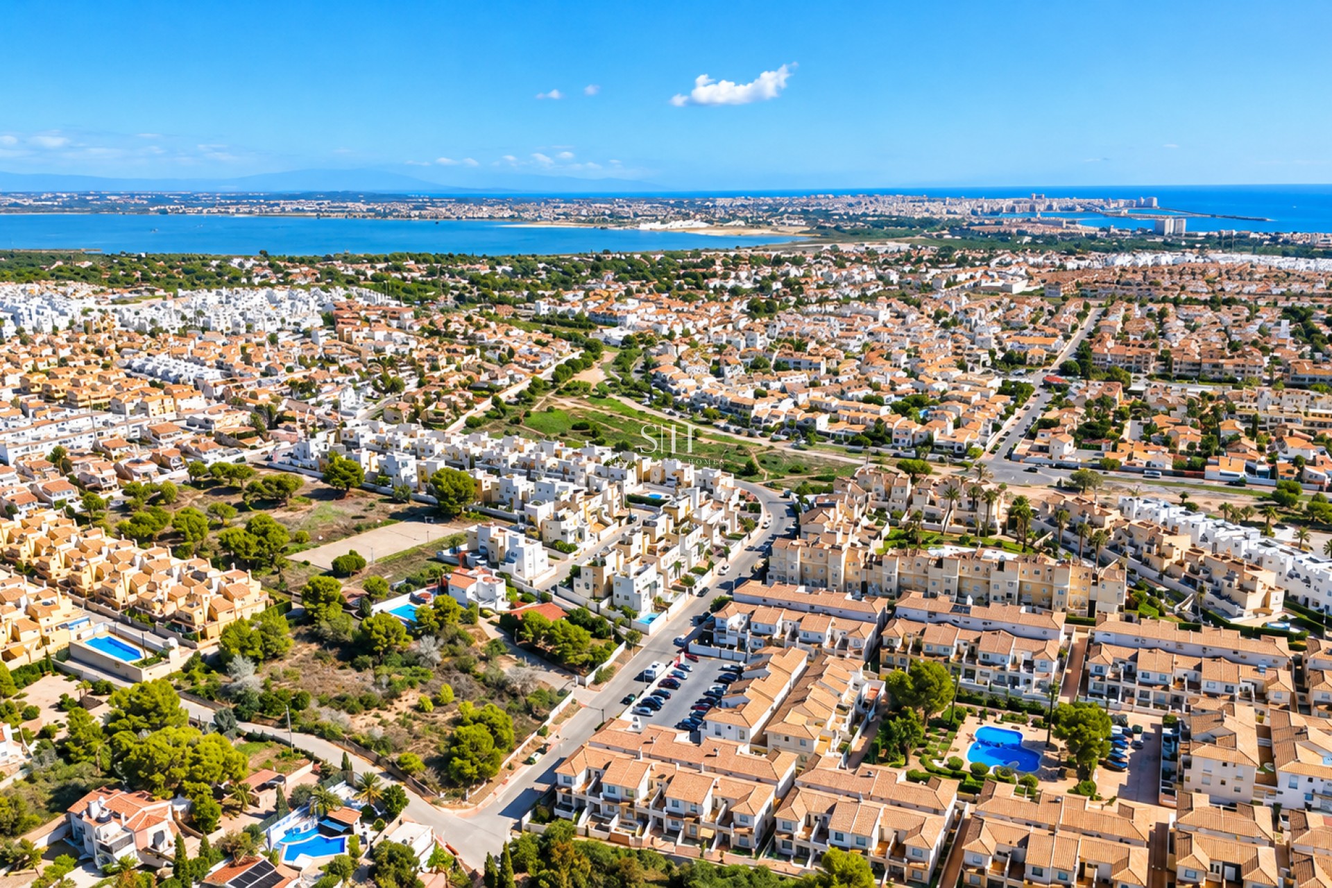 Resale - House - Orihuela Costa