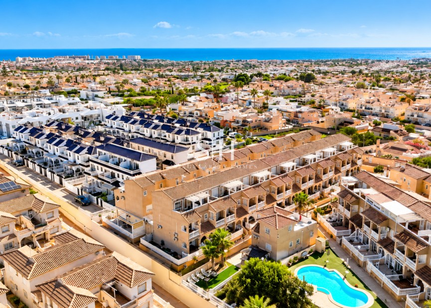 Resale - House - Orihuela Costa