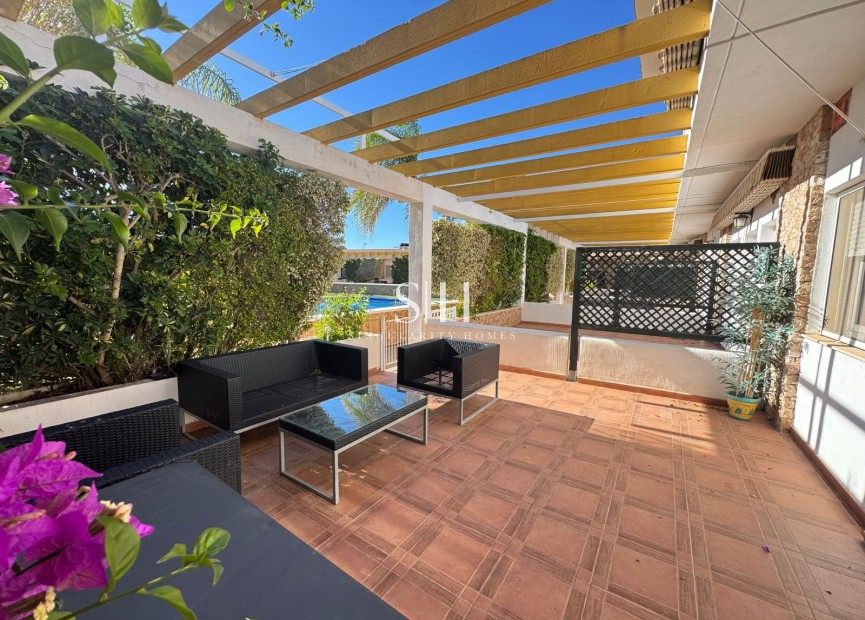 Resale - House - Pilar de la Horadada - Costa Blanca