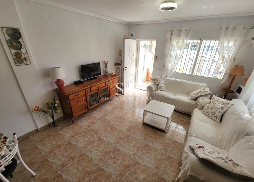 Resale - House - Pilar de la Horadada - Torre De La Horadada